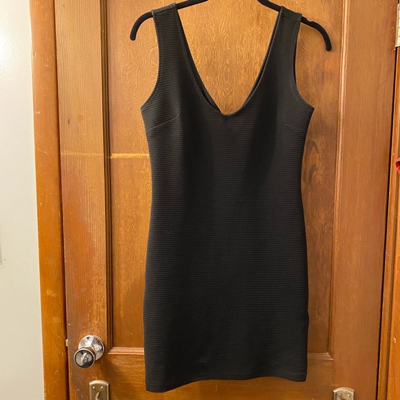 Ribbed black body con dress - Picture 3 of 6